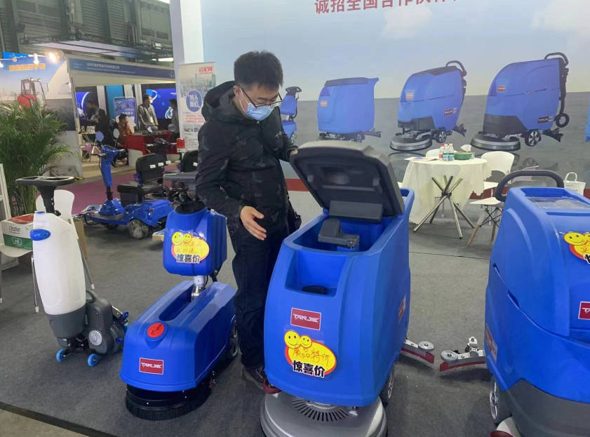 东莞坦洁洗地机公司致力于电动洗地机的生产、销售和服务百家